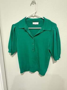 Free Assembly Women's Green Collared Sweater Tee with Puff Sleeves Size S